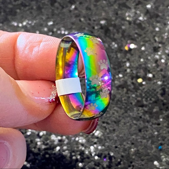 🎄2/$15🎁3/$20 Stainless Steel Unisex Rainbow Paw Print Ring size 13 - Picture 2 of 16